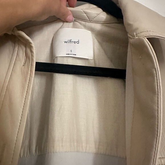 Aritzia vegan leather jacket - Picture 4 of 5